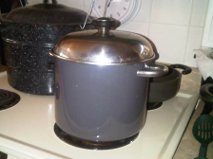 boil water w lid on